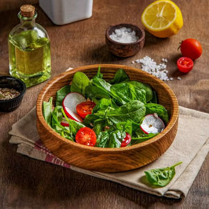 Bol de service en bois durable avec finition naturelle, parfait pour servir des salades, des collations et des plats d'accompagnement à la maison et au restaurant - Product Image 1