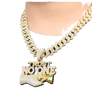Collar con Colgante 'Trust No One', Estilo Hip Hop, Chapado en Rodio, Aleación de Zinc, Diamantes de Imitación Redondos, Cadena Miami Link, Joyería Unisex Brillante - Product Image 1