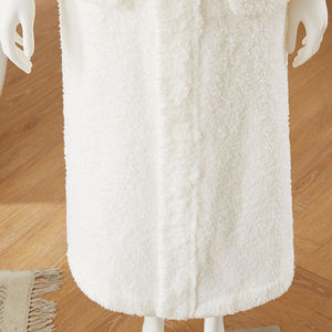 Bata de felpa suave para el hogar | Hotel Spa ropa de dormir - Product Image 5