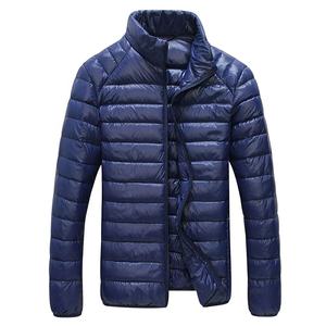 Doudoune chaude d'hiver pour hommes Parkas en duvet léger avec manteau et veste minces pouvant être emballés OEM - Product Image 1