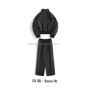 Custom High Quality Polyester Tracksuit Lightweight Waterproof <b>Stripe</b> Zip Up Jacket Jogger Tracksuits Custom Logo - Product Image 5