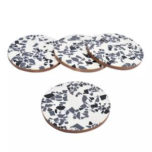 Posavasos con incrustaciones de resina clásicos hechos a mano, alfombrilla de cocina y alfombrilla para tazas/almohadilla, posavasos decorativos con incrustaciones de resina, características hechas a mano - Product Image 3