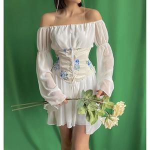 Abito in Tulle bianco con corsetto floreale - Product Image 3
