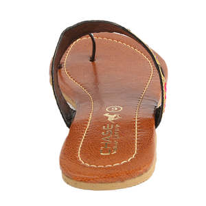 รองเท้าแตะหนังเทียมปักลายสำหรับผู้หญิง Chase Value (SA-012)-สีดำ - Product Image 3