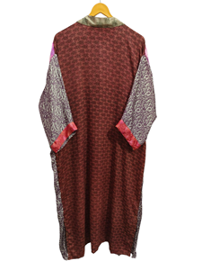 Patchwork Kimono Robe Bikini Cover Up Night Wear Long Robe, Kimono Sari en soie recyclée vintage indien fait à la main, - Product Image 5