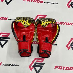 Gants de boxe Muay Thai professionnels entièrement imprimés rouges pour jumeaux, gants de boxe Fairtex en cuir véritable personnalisés pour l'entraînement MMA - Product Image 2