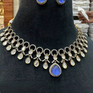 Bijoux indiens plaqué or Designer Polki collier ensemble avec boucles d'oreilles bijoux de mariée pour mariage et fête célébration - Product Image 1