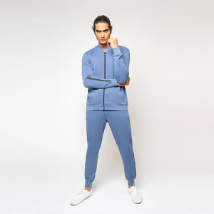 Ensemble de survêtement d'hiver personnalisé pour homme grande taille XL, imprimé logo tendance, en tissu polaire respirant, couleur unie, demi-zip pour le jogging - Product Image 1