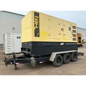 Groupe électrogène diesel 369 kW avec sélecteur de tension, insonorisé, pour usage commercial de secours - Product Image 1