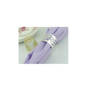Rond de serviette rond de luxe de qualité supérieure en métal et cristal de taille personnalisée pour les mariages porte-serviettes de table en matériau PC - Product Image 2