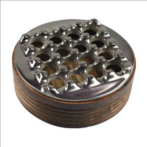 Recién llegado, Mini Cenicero con diseño de Metal sólido, Cenicero de Base de madera, diseño de mejor aspecto, uso para el hogar y los restaurantes - Product Image 1