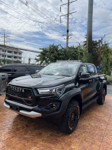 Toyota Hilux DC 2.8 4x4 2023 2024 en perfecto estado - Product Image 3