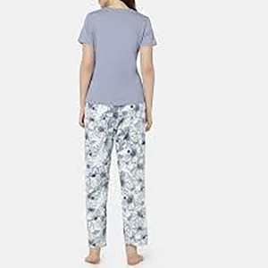 Traje de noche de mujer de alta calidad servicio OEM superventas al por mayor ropa de dormir de dos piezas precio bajo Conjunto de pijama de mujer - Product Image 3