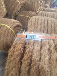 Cuerda de fibra de coco, cuerda de fibra natural hecha a mano ecológica para suministro artesanal y decoración de jardinería, cuerda de fibra de coco natural - Product Image 5