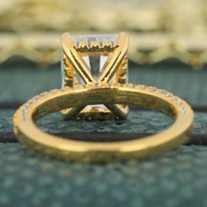 แหวนเพชรสำหรับผู้หญิงสีเหลืองทองสีเงินและ14Kt 925โซลิแทร์ตัดกระจ่างใสทำด้วยมือตามสั่ง - Product Image 2