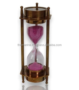 นาฬิกาทรายทองเหลือง 3 นาทีพร้อมเข็มทิศตั้งเวลาทั้งสองด้านพร้อมนาฬิกาทรายสีม่วงประกายตกแต่งบนโต๊ะนาฬิกาทราย - Product Image 4