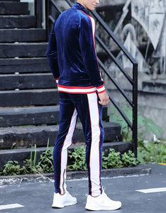 ชุดเซ็ตเสื้อแจ็คเก็ตและกางเกงวอร์มผ้ากำมะหยี่เนื้อหนา สไตล์สตรีทแวร์ลำลอง แต่งแถบข้าง ซิปหน้า ผ้าฝ้าย 100% สำหรับฤดูหนาว ดีไซน์หรูหรา - Product Image 4