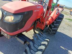   Tracteur utilitaire M7040 - Durable, polyvalent et prêt pour le terrain - Product Image 4