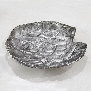 Plateau de service en aluminium durable avec finition argentée, parfait pour les mariages, les fêtes et les réceptions - Product Image 2