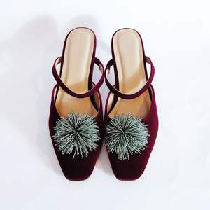 Colección Premium KMS de Tacones Bajos de Silicona Hechos a Mano para Mujeres Modernas y Elegantes de Indonesia - Product Image 6