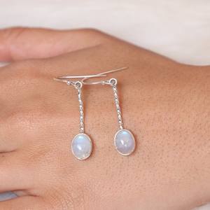 Meilleure qualité véritable 925 argent Sterling naturel arc-en-ciel pierre de lune lunette réglage goutte balancent boucles d'oreilles torsadées bijoux fins - Product Image 3