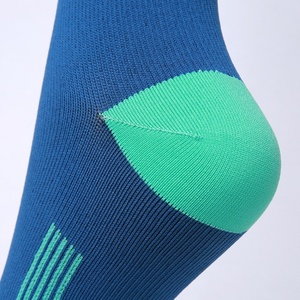 OEM-Calcetines deportivos de algodón con logotipo personalizado, venta al por mayor - Product Image 3