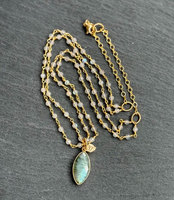 Pendentif en pierre précieuse Labradorite fait main en métal laiton 8 à 16mm en forme de poire Designer tendance Bijoux faits à la main pour cadeau d'anniversaire et elle