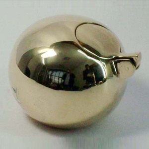 Cendrier en métal en laiton de luxe vente à chaud et vente directe d'usine OEM de haute qualité - Product Image 1