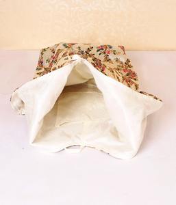 Sac à main élégant à broderie florale avec bandoulière Accessoire de mode pour femme - Product Image 5