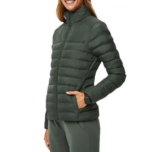 Nouvelle conception de veste matelassée pour femmes, professionnelle, respirante, imperméable, coupe-vent, séchage rapide, 100% polyester, service OEM pour l'hiver - Product Image 2