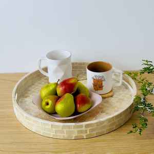 HUMAYUN WORLD CRAFTS 100% Bandeja de servicio redonda con Incrustaciones de nácar para uso en barra Bandeja de forma redonda elegante - Product Image 6