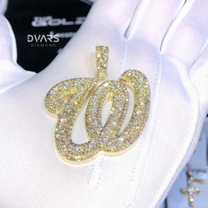 จี้เพชรโมอิสซาไนต์แบบฮิปฮอปสลักชื่อตามสั่ง เงินแท้ 925 ชุบทองหรูหรา - Product Image 1