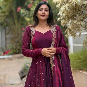 Fandy Silk Designer Party Wear Bata Collection Catálogo completo disponible a precio mayorista, Colección premium a precio mayorista. - Product Image 1