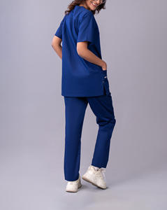 Uniformes de Hospital Rojos Cómodos OEM 2026, Uniformes de Enfermería Unisex de Poliéster y Spandex de Color Amarillo, Suaves, de Manga Corta, para Verano y Spa - Product Image 5