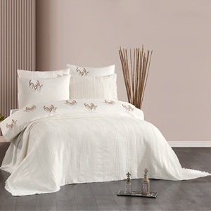 Juego de Ropa de Cama Guzide Arya Ekru de 7 Piezas, Personalizado, Clásico, de Lujo, 100% Chenilla Orgánica, Tejido a Rayas, Lavable - Product Image 1