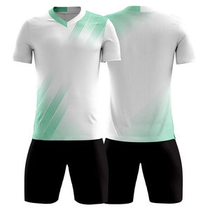 Ropa de fútbol con logotipo personalizado de alta calidad, malla transpirable con cuello en V, nueva temporada, sublimación, uniforme de fútbol liso - Product Image 1