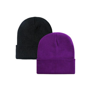 Bonnet en tricot personnalisé avec logo brodé pour femmes adultes, design personnalisé avec strass pour les vêtements de sport décontractés, hiver - Product Image 1