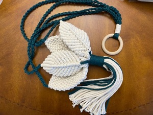 Suspension pour plantes en macramé en coton écologique, design bohème, fait à la main, pour la décoration de la maison, du jardin et du balcon - Product Image 6