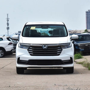 Vehículo Multiusos Familiar de 7/8 Plazas, Híbrido Mediano 2024, Motor 2.0L, Combustible y Eléctrico, Tracción Delantera - Product Image 6