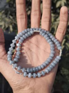 Perles rondes facettées en angelite bleue 6 mm, colliers de perles fines naturelles pour mariage ou cadeau - Product Image 4