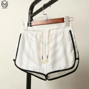 Shorts Deportivos de Pana para Mujer, Cintura Media, Ajustados, Impermeables, Transpirables y Ecológicos, Color Negro - Product Image 3