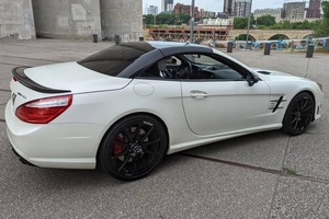2015 Mercedes-Benz SL63 a.m.g ใช้กับเบาะหนังพวงมาลัยซ้าย - Product Image 3