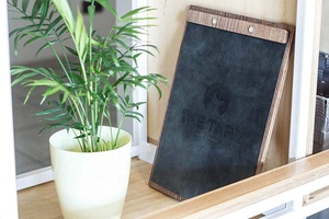 Couverture de menu en bois personnalisée avec reliure en cuir – Porte-menu personnalisé avec logo pour hôtels, cafés et bars - Product Image 3
