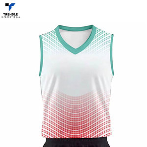 Ensemble d'uniformes de basketball respirants pour hommes fabriqués au Pakistan, couleurs personnalisées, 100 % polyester, sans manches, shorts et maillots, toutes saisons - Product Image 4