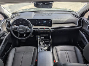 เกียร์ออโต้ สีเขียวสดใส ปี 2024 โซเรนโต้ X-Line SX AWD มือสอง พร้อมหลังคาซันรูฟแบบพาโนรามา สตาร์ทเครื่องยนต์ด้วยรีโมท เบาะนั่งแถวที่สาม เบาะหนัง ภายในสีเข้ม - Product Image 5