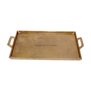 Plateau de service rectangulaire argenté élégant avec finition lisse et poignées pratiques Plateau élégant pour un usage quotidien Dîner élégant - Product Image 2