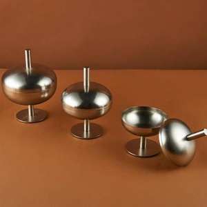 Moderna Cuenco para Dátiles de Metal Negro con Base de Madera, Hecho a Mano, Ecológico, Sin Plomo, Duradero, para Servir en el Hogar, Restaurantes, Hoteles y Cocinas - Product Image 6