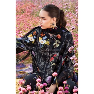 Conjunto de traje Maria.B para mujer de 3 piezas: camisa de lino bordada y estampada con dupatta de gasa y pantalón estampado - BIC-2521 - Product Image 5