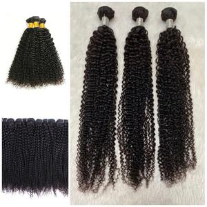 Trames de cheveux bruts bouclés birmans Remy d'aspect naturel, idéales pour les extensions de cheveux et les perruques - Product Image 5