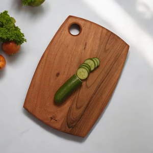 Tabla de quesos de madera de acacia ecológica personalizada y bloque de corte con asa para utensilios de cocina de HF CRAFTS - Product Image 1